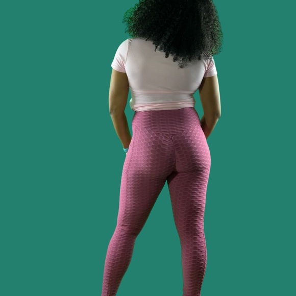 High Waisted Textured Leggings with Pockets - Picture 2 of 3